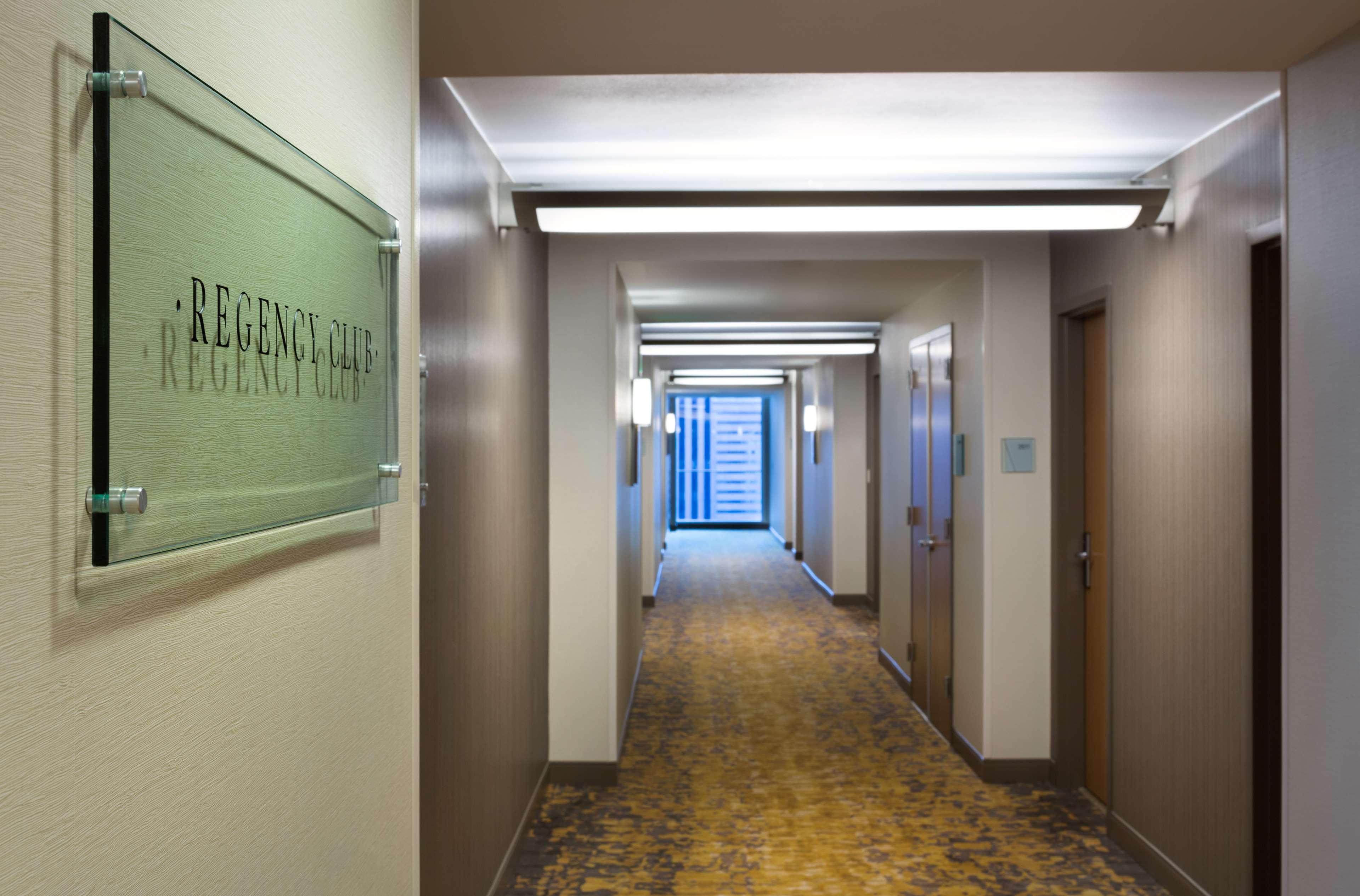 Hampton Inn & Suites Denver-Cherry Creek Exterior photo